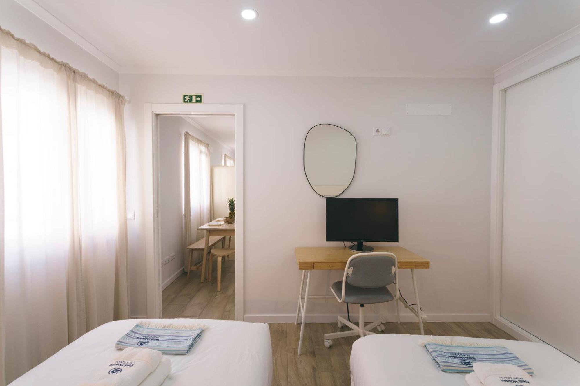 102 - Hut Spot Apartment Peniche