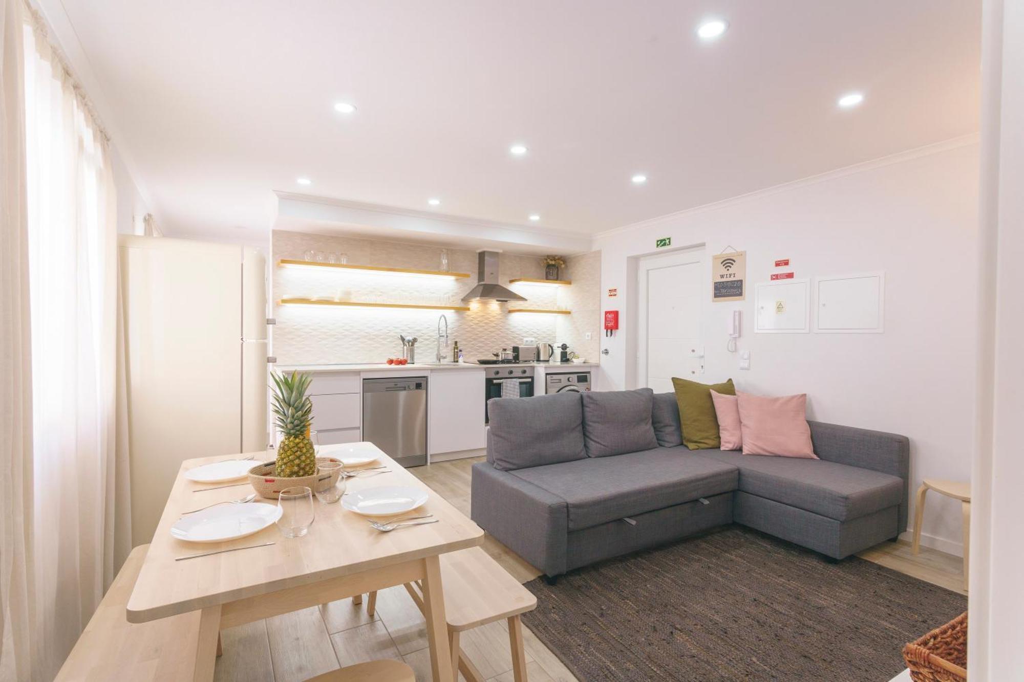 102 - Hut Spot Apartment Peniche