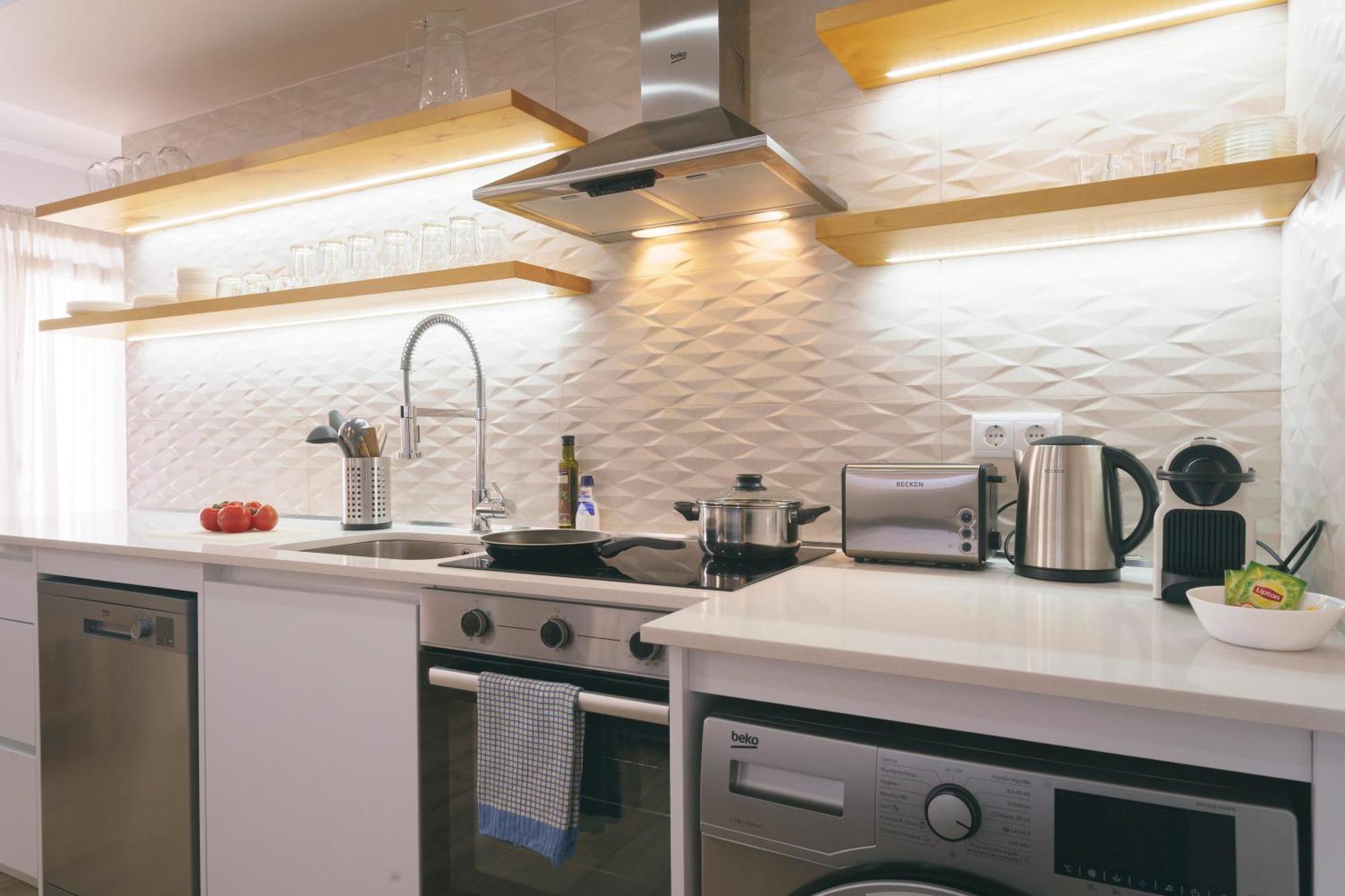 Apartment 102 - Hut Spot Peniche